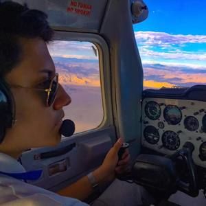 Meet your Posher, Renzo favian